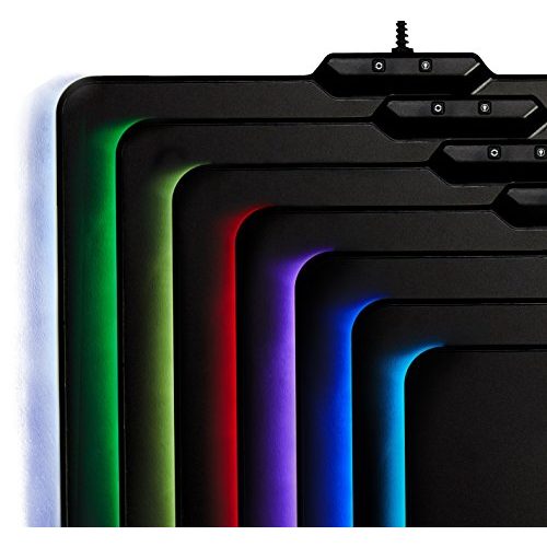 Gaming-Mousepad Amazon Basics, fest, LED-Lichteffekte